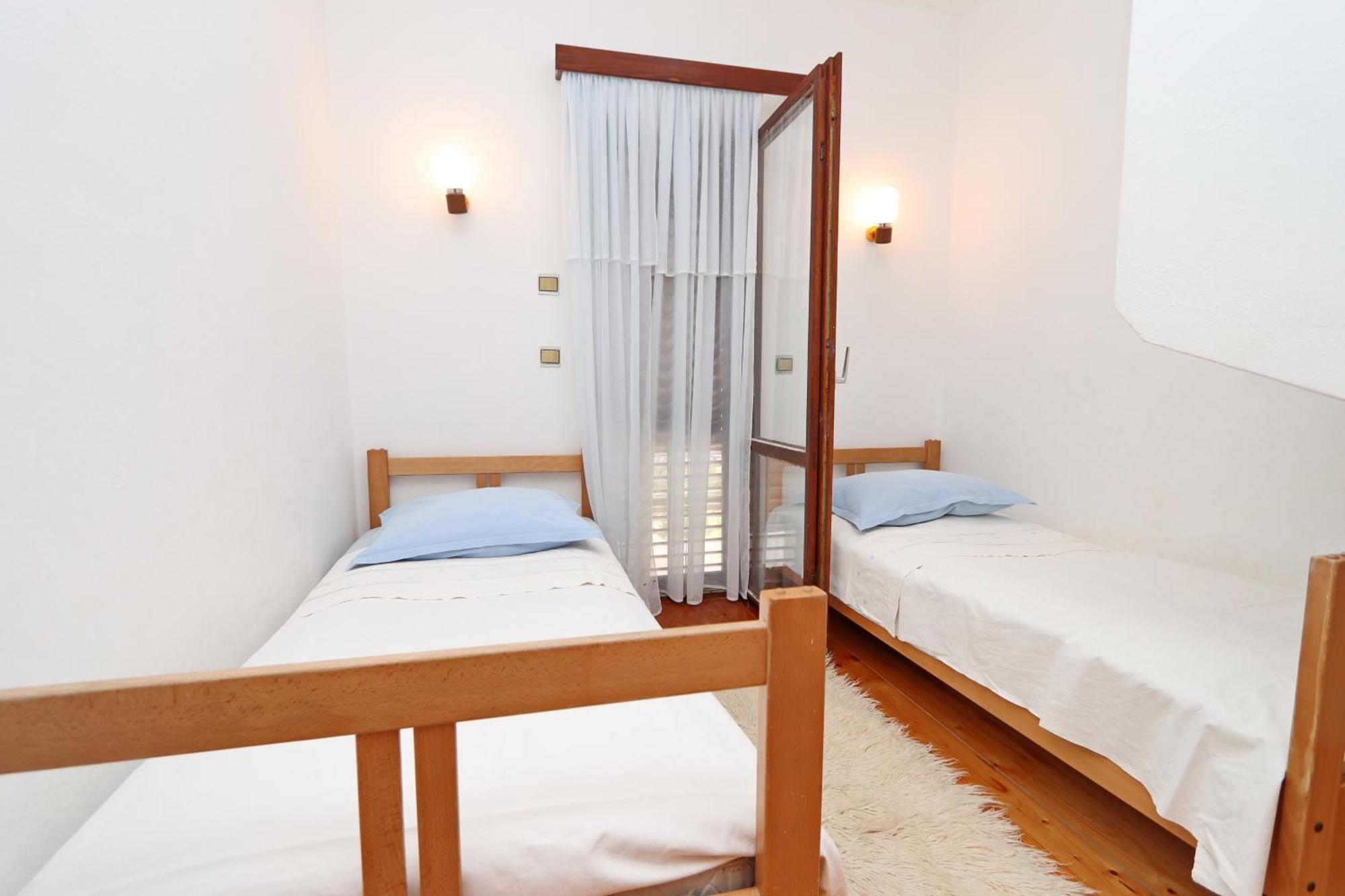 Apartments By The Sea Prizba, Korcula - 4484 객실 사진
